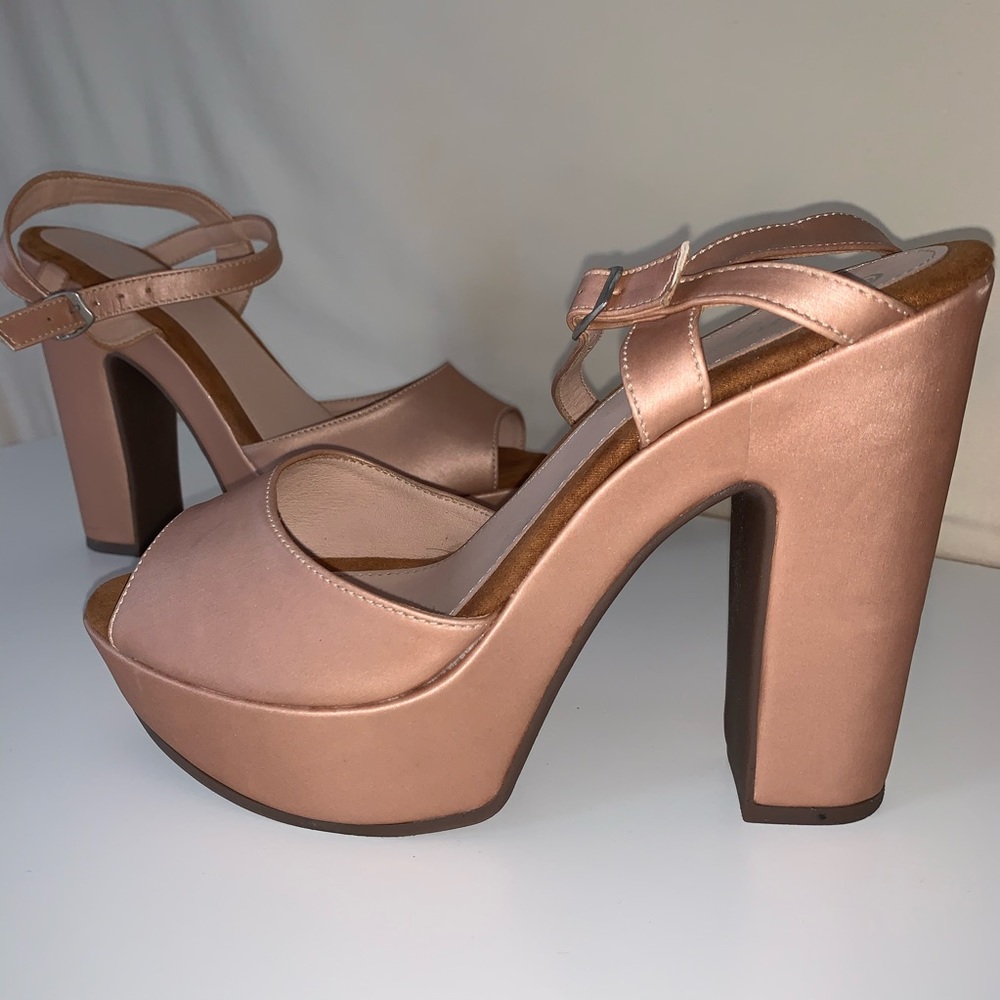 Satin Light Pink Pumps